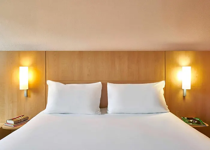 Ibis Centro Отель