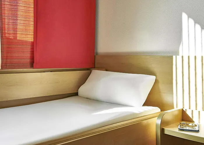 Ibis Centro Отель Барселона