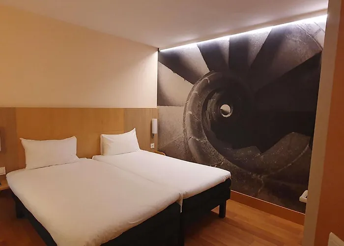 Ibis Centro Отель 2*
