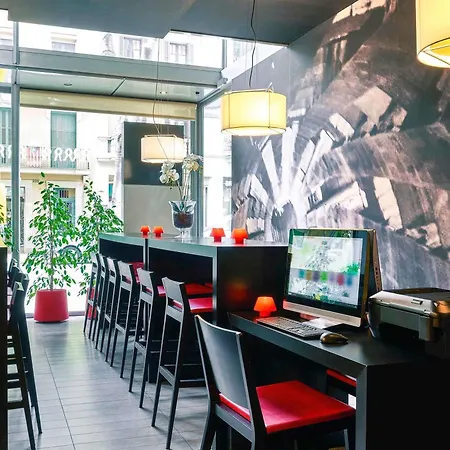 Hotel Ibis Centro 2*