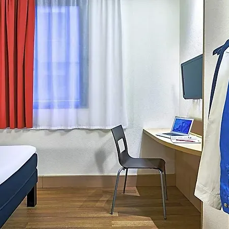 Ibis Centro 2* Barcelona