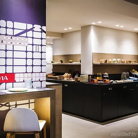 Ibis Centro 2*