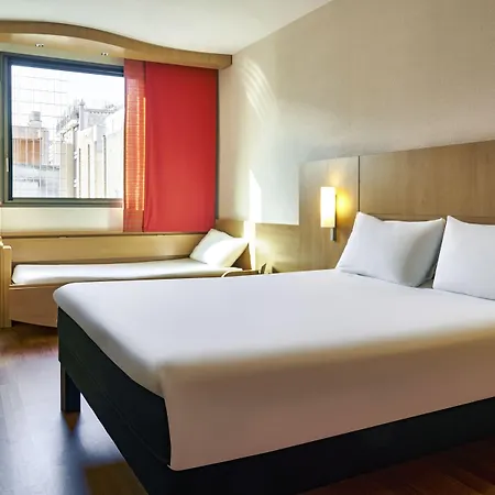 Ibis Centro Otel 2*