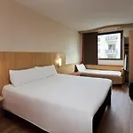 Ibis Centro Отель 2*